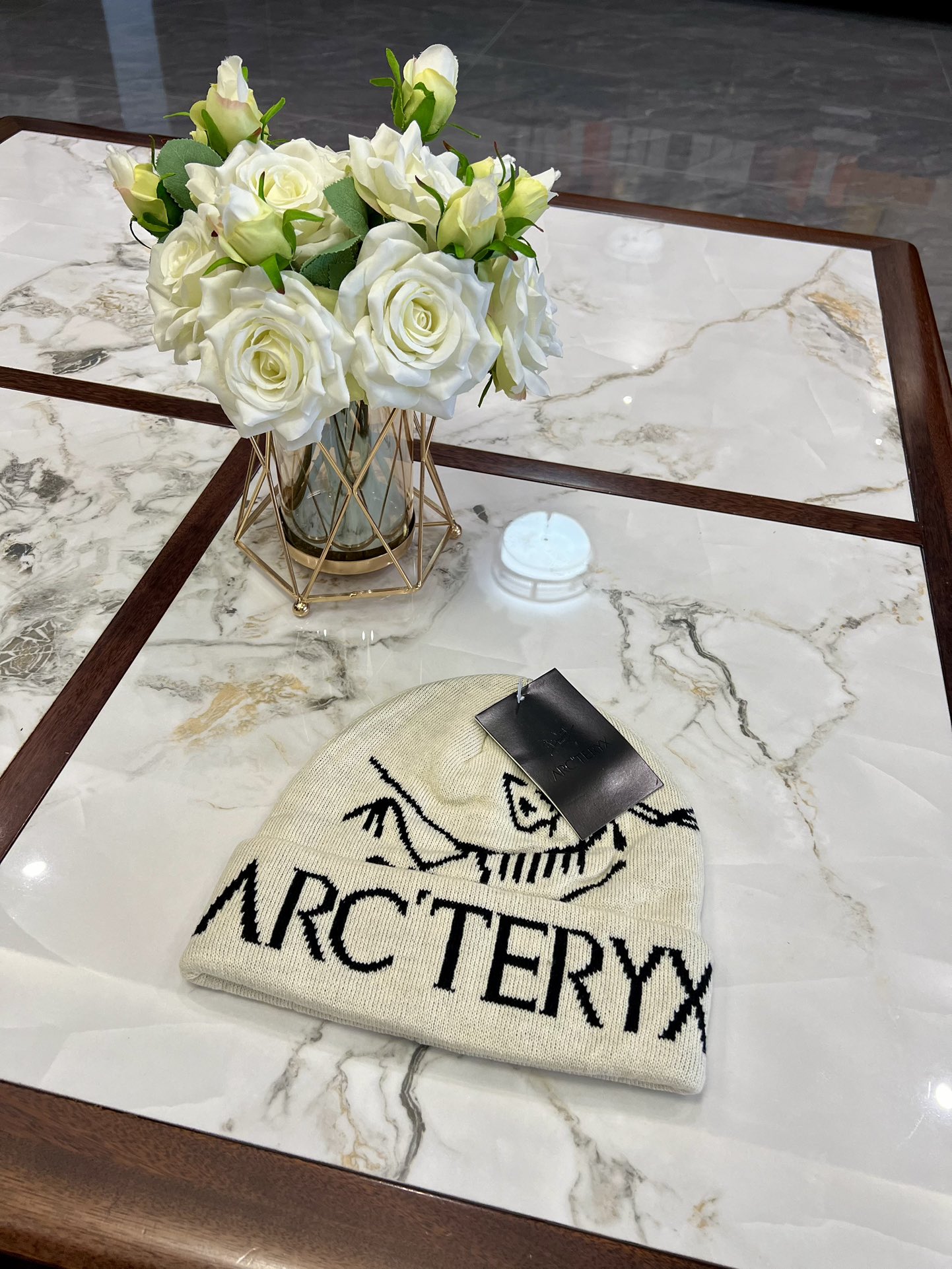 ARC'TERYX hat model 14